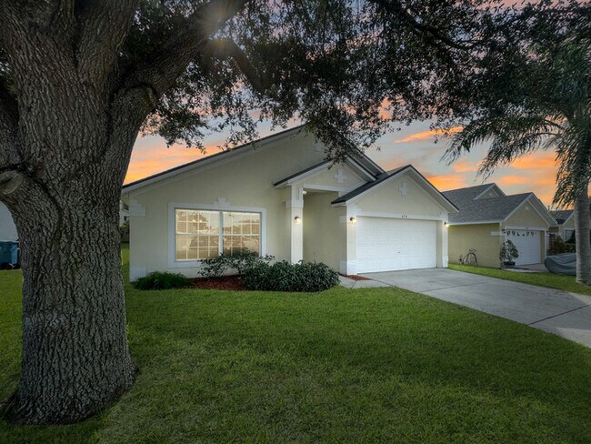 Foto del edificio - 436 China Berry Circle, Davenport, FL 33837