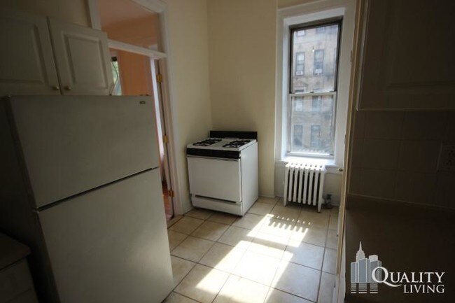 Foto del edificio - 309 E 5th St
