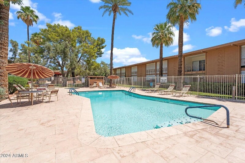 Photo - 6125 E Indian School Rd (Scottsdale, AZ)