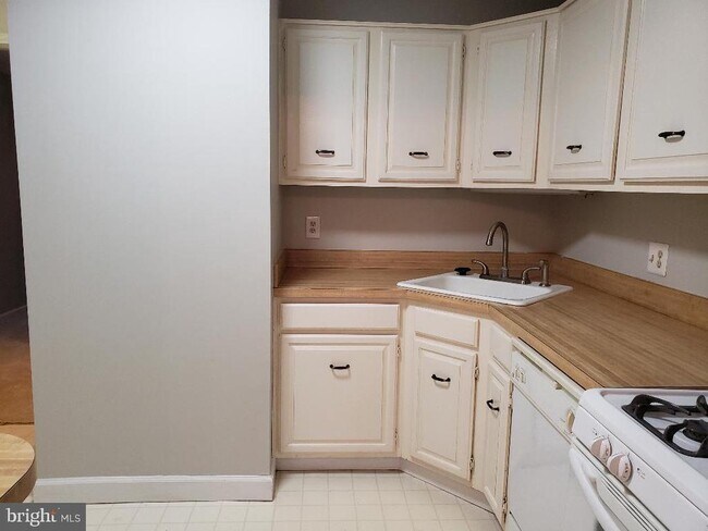 Foto del edificio - 1434 Northgate Square