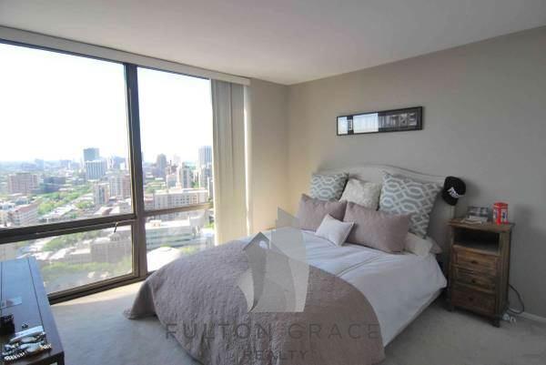 Foto del edificio - Beautiful 1 Bedroom Condo in Lincoln Park!