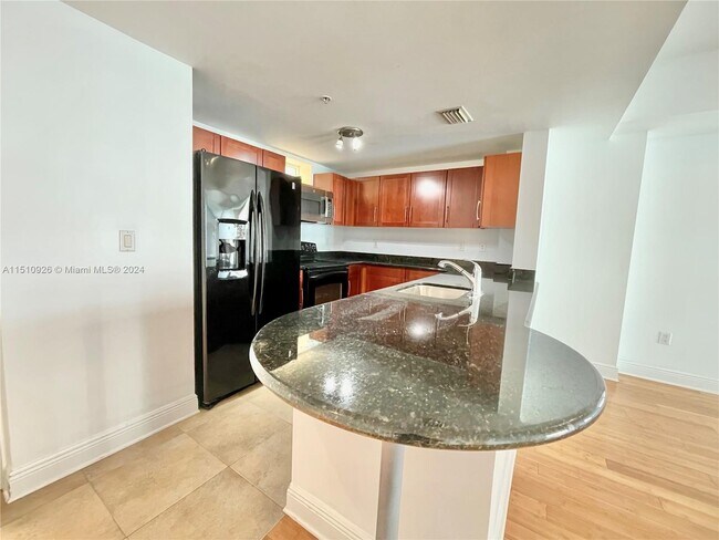Building Photo - 7270 SW 89th St