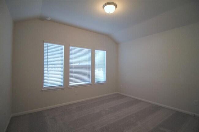 Foto del edificio - 514 Ellwood Terrace Ln