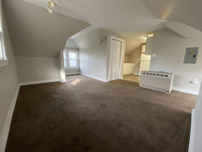 Foto del edificio - 1676 Eddington Road Unit #03