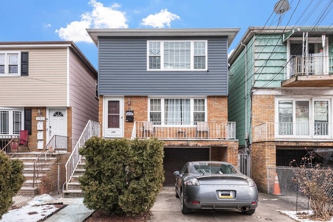 Photo - 290 Randolph Ave House