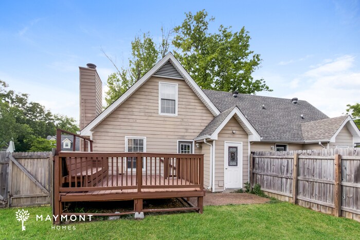 Foto del edificio - 3202 Lakeford Dr