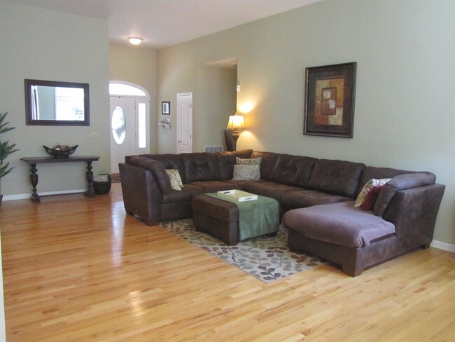 Foto del edificio - 47 Riverstone Dr
