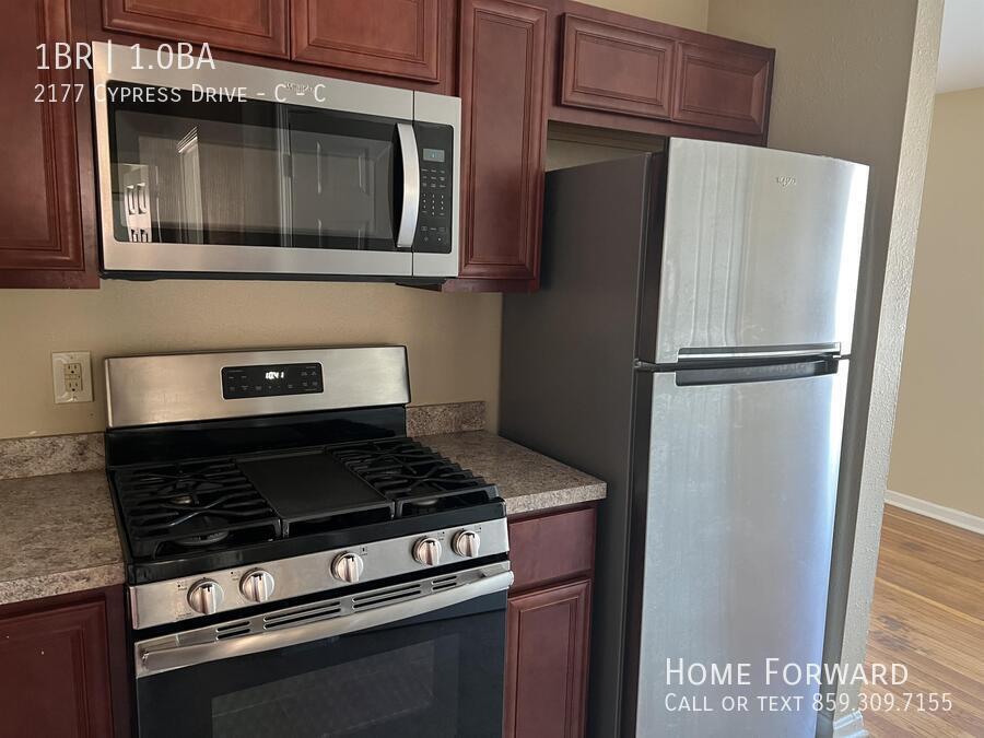 Foto principal - 2177 Cypress Dr