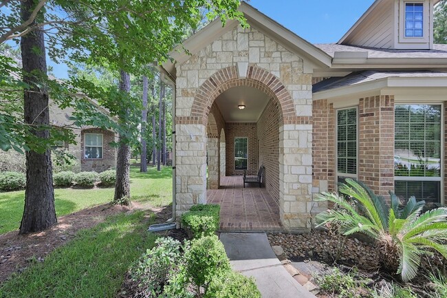 Building Photo - 66 N Whistling Swan Pl