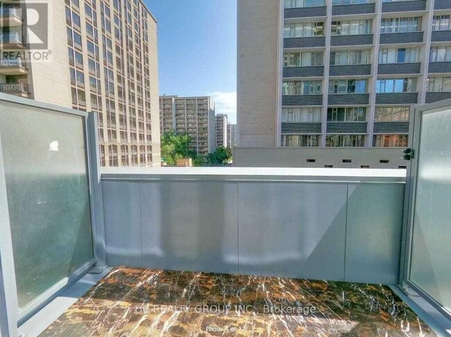 Photo du bâtiment - 7 Grenville St