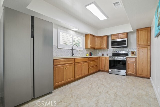 Foto del edificio - 2477 W 253rd St