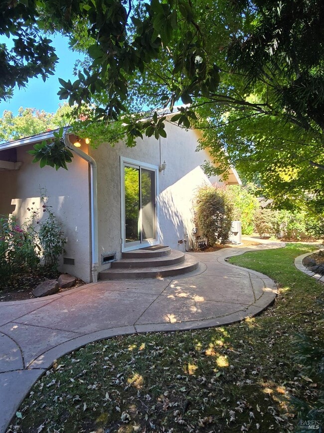 Building Photo - 581 Werner Way