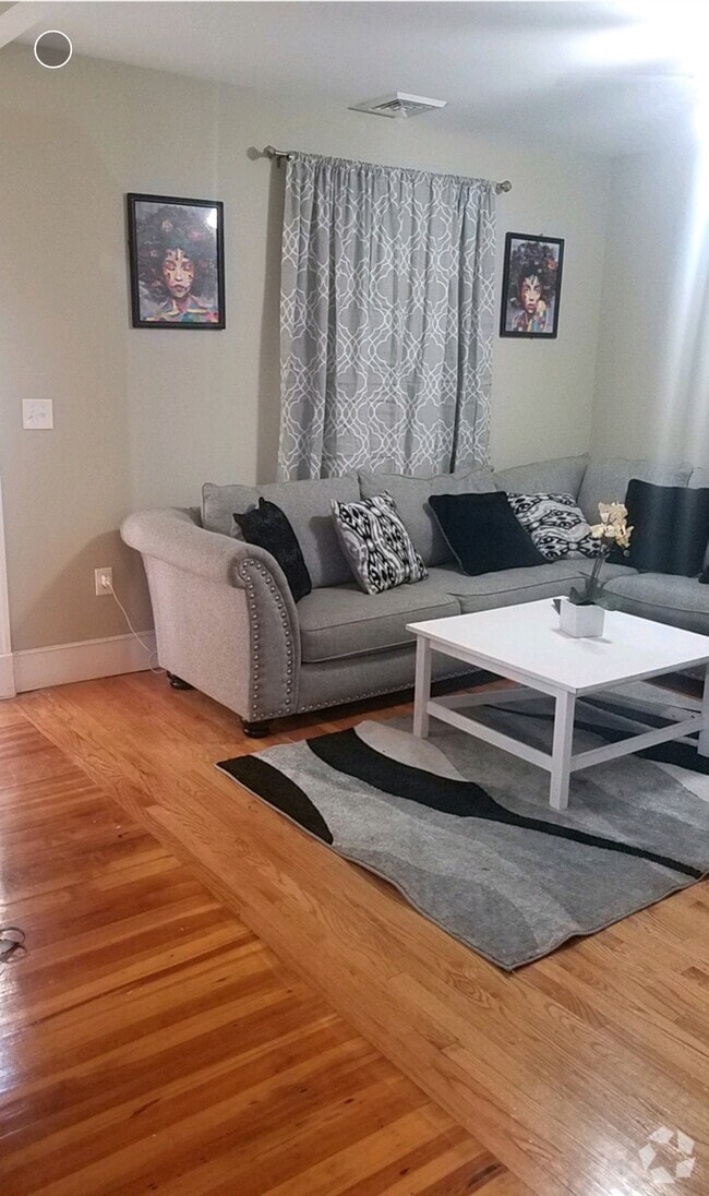 Townhomes For Rent in Quincy, MA 17 Townhouses