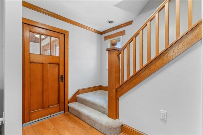 Building Photo - 580 Markman Park Rd