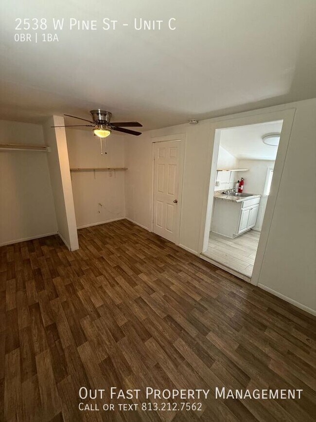 Foto del edificio - 2538 W Pine St