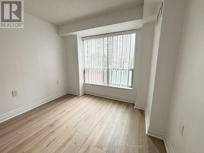Photo du bâtiment - 21 Hillcrest Ave