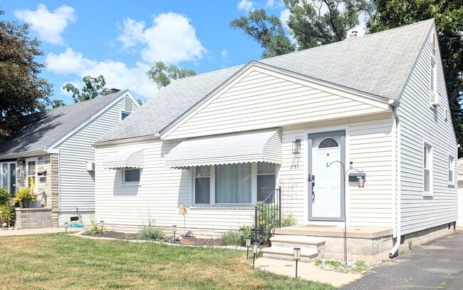 Building Photo - 331 S Chocolay Ave