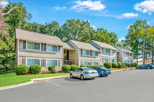 Building Photo - Estates at Rock Hill