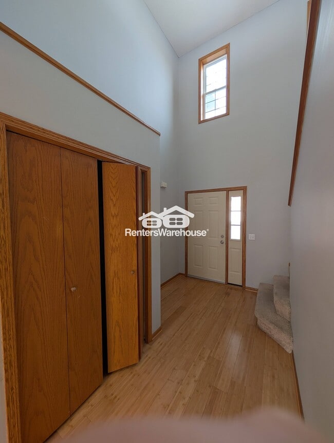 Building Photo - 10549 64th Way NE