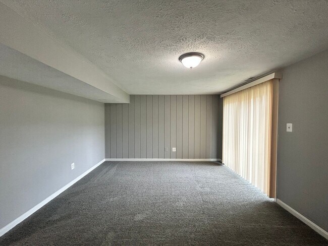 Foto del edificio - 5442 Princess Dr