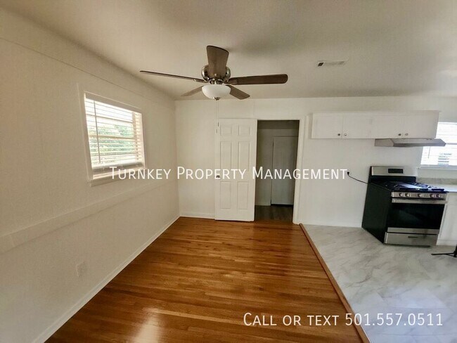 Foto del edificio - 6407 Pecan Ave