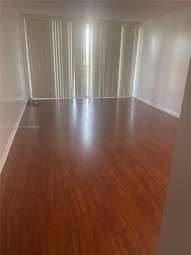 Foto del edificio - 10525 SW 112th Ave