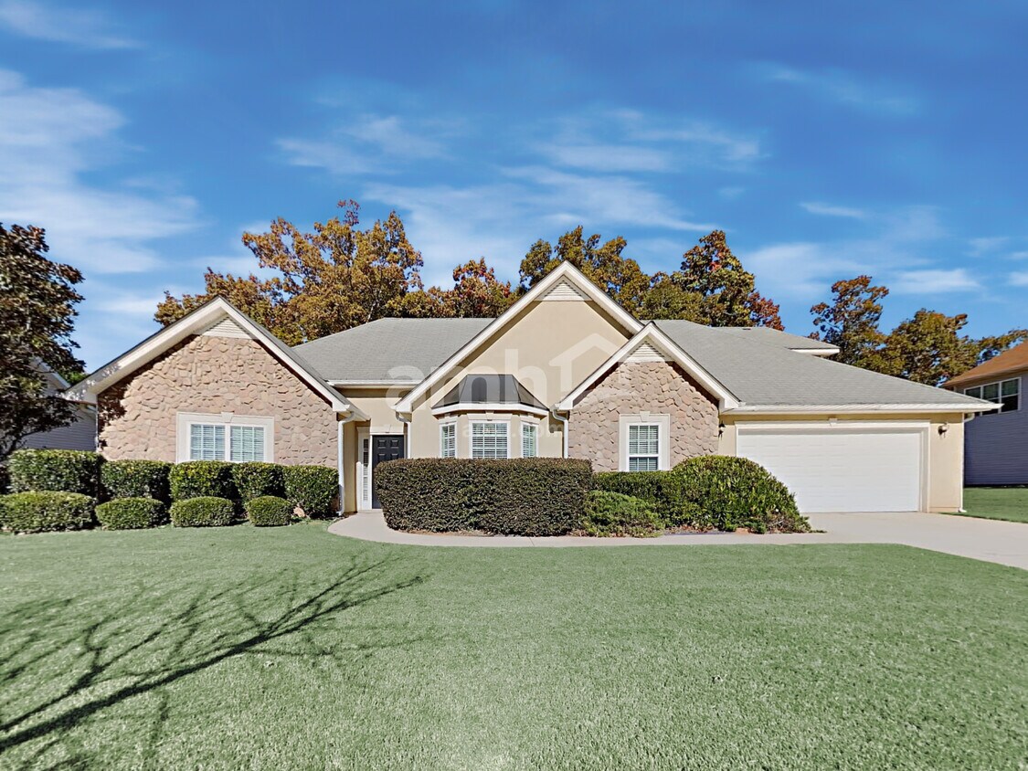 230 Creekside Circle House Rental in Hampton, GA