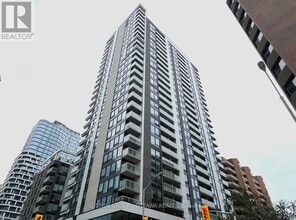 Building Photo - 340-1340 Queen St