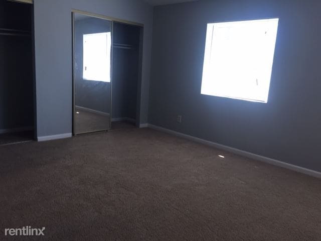Building Photo - 3 br, 2.5 bath House - 529 Samuel Way