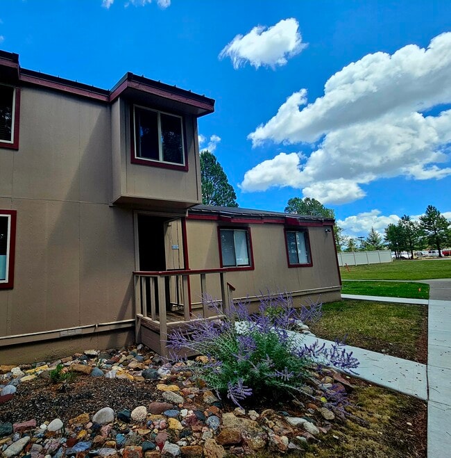 Building Photo - 217 Pinon Causeway