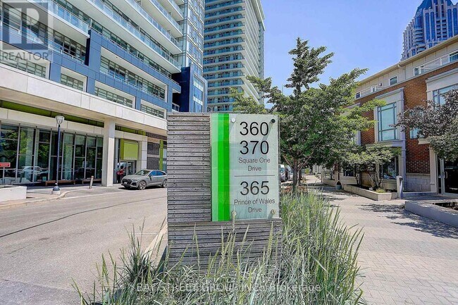 Building Photo - 360 Square One Dr