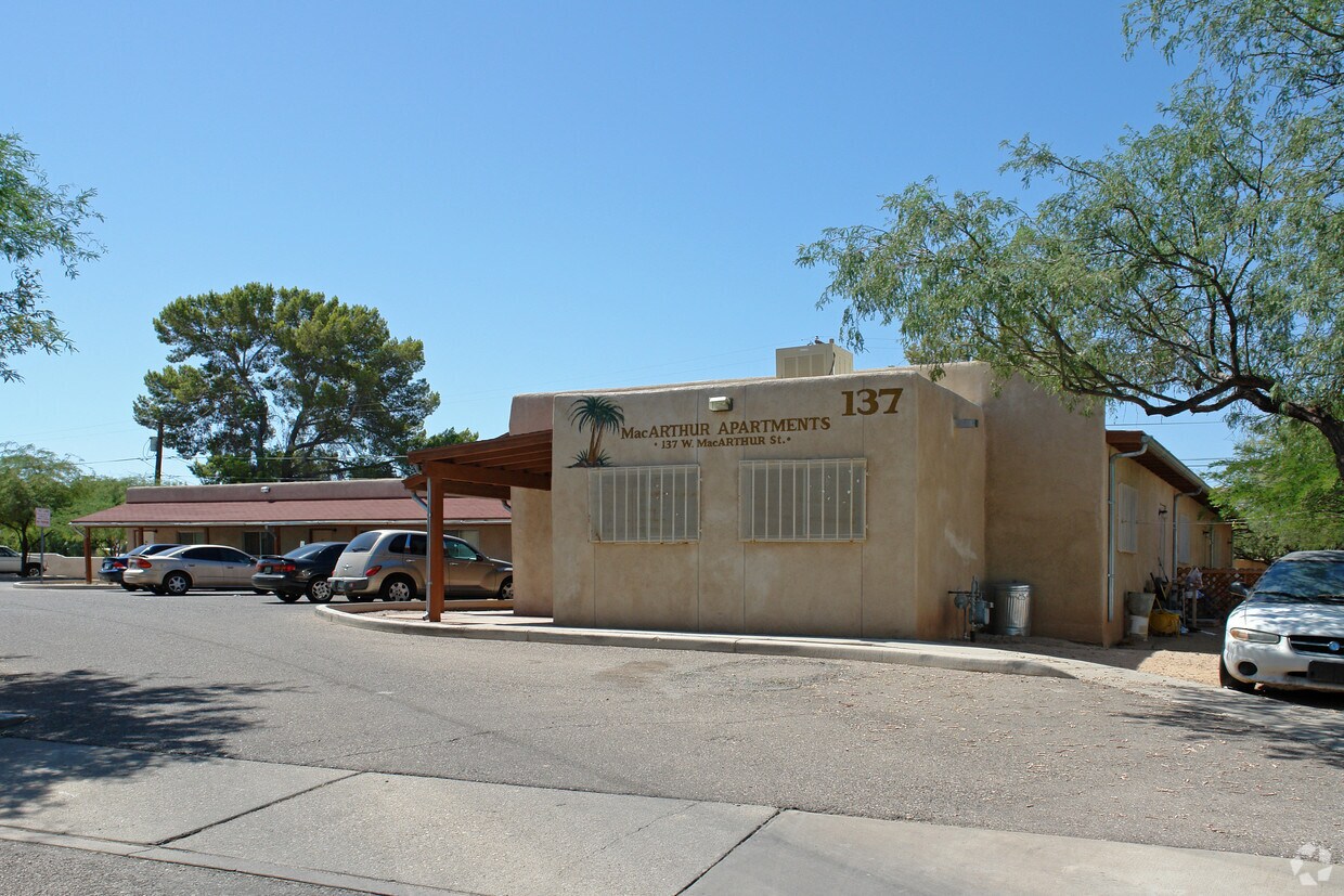 Foto principal - MacArthur Apartments
