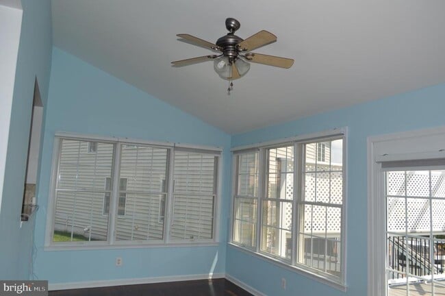 Foto del edificio - 43308 Barnstead Dr