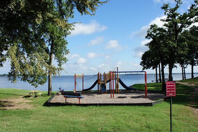 Building Photo - 355 Beachside Dr