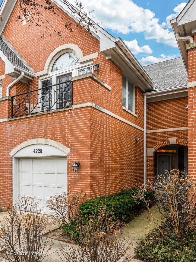 Foto del edificio - 4228 Harrington Ln