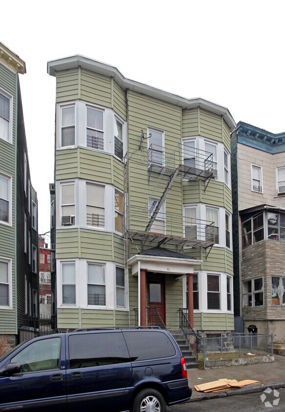 Building Photo - 52 Groshon Ave