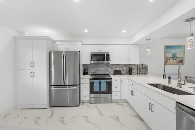 Foto del edificio - 6936 Huntington Ln