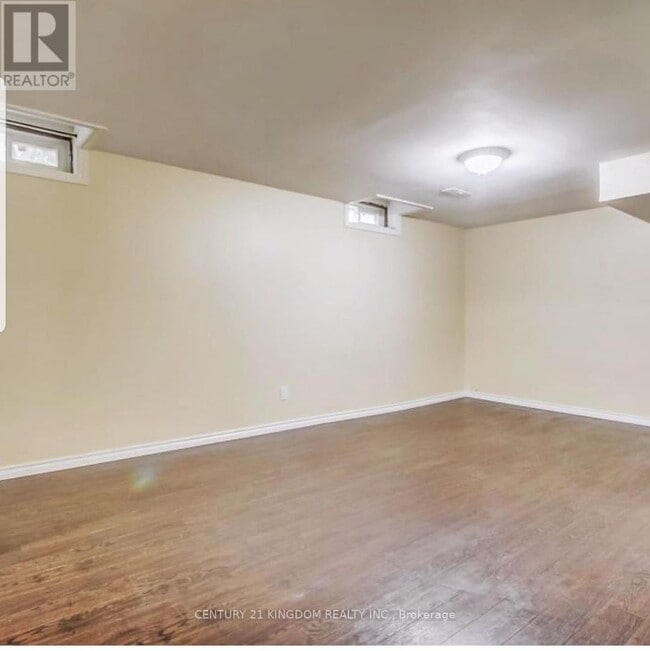 Building Photo - 63 Tawn Crescent