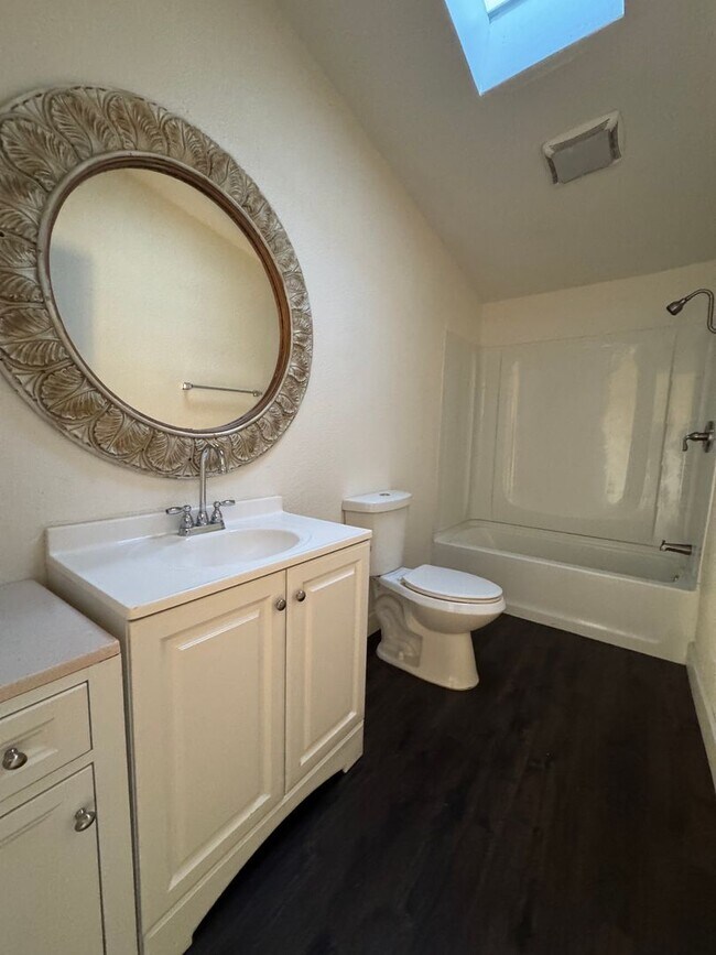 Foto del edificio - New Rental Home