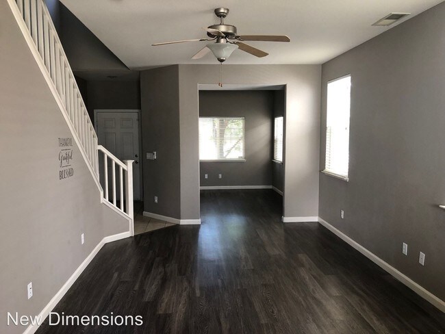 Foto del edificio - 3 br, 3 bath House - 2198 Hellaby Ln.