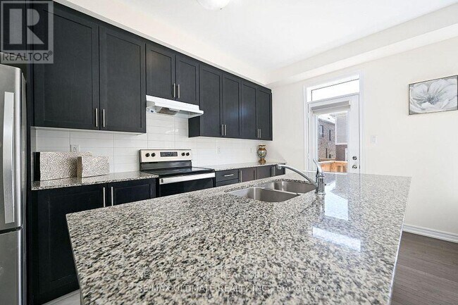 Building Photo - 89 Emerald Coast Trl
