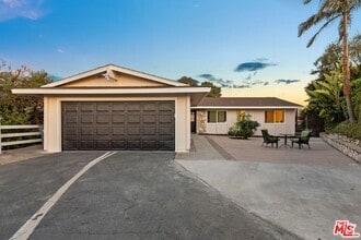 Building Photo - 6111 Monero Dr