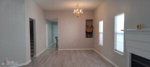 Building Photo - 2025 Bromley Ct
