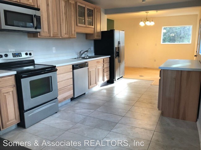 Foto del edificio - 3 br, 1 bath House - 2312 Freedom Dr