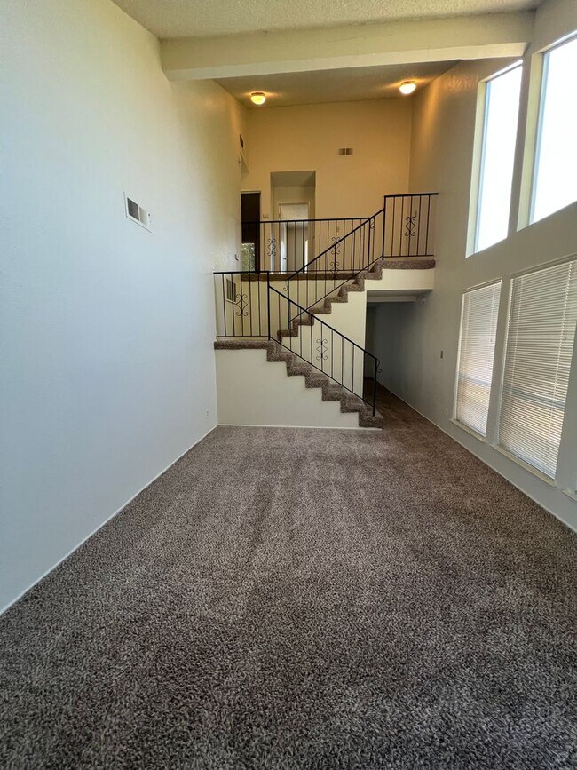 Foto del edificio - 7735 Las Lilas Ct