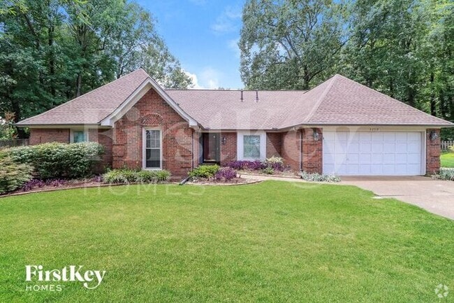 Building Photo - 8519 Spruce Tree Cove