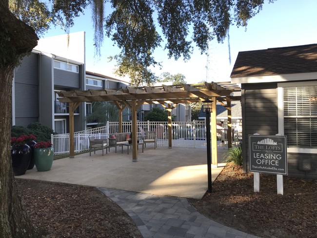 Building Photo - The Lofts at Lake Ella