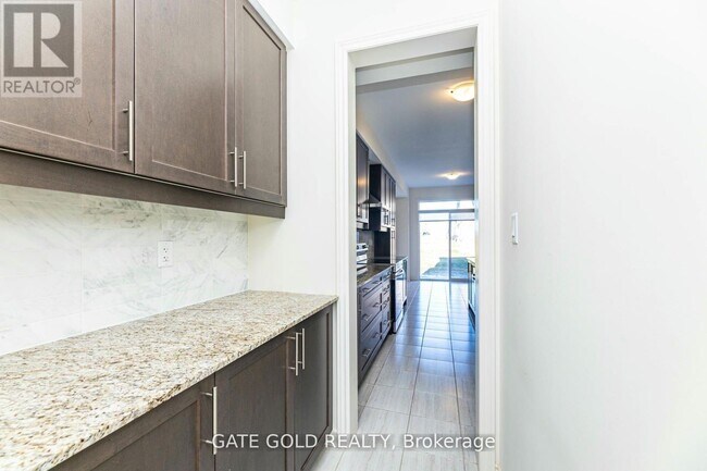 Building Photo - 861 Rexton Dr