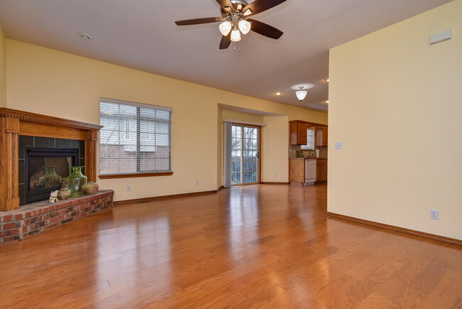 Foto del edificio - 2327 W Chesterfield St
