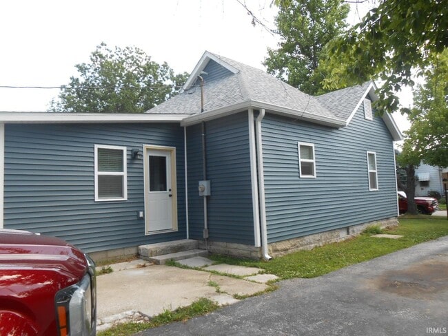 Building Photo - 525 Q St